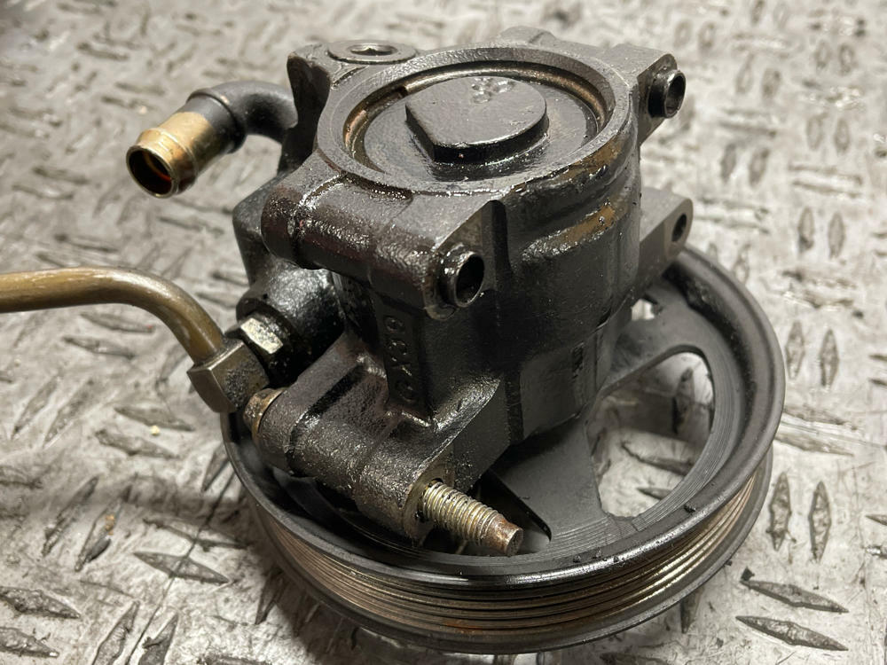 2003-04 Ford Mustang SVT Cobra Power Steering Pump & Line 287