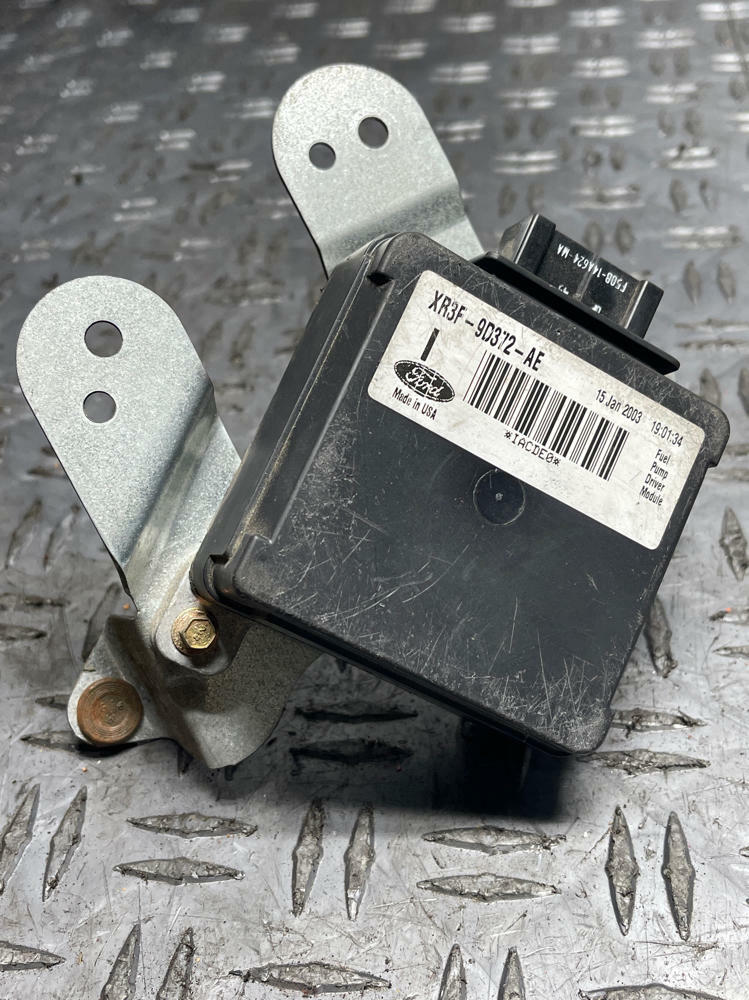 2003-04 Ford Mustang SVT Cobra Fuel Pump Driver Module