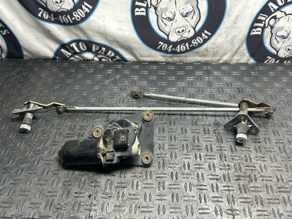2003-04 Ford Mustang SVT Cobra Windshield Wiper Arms & Motor Assembly 287