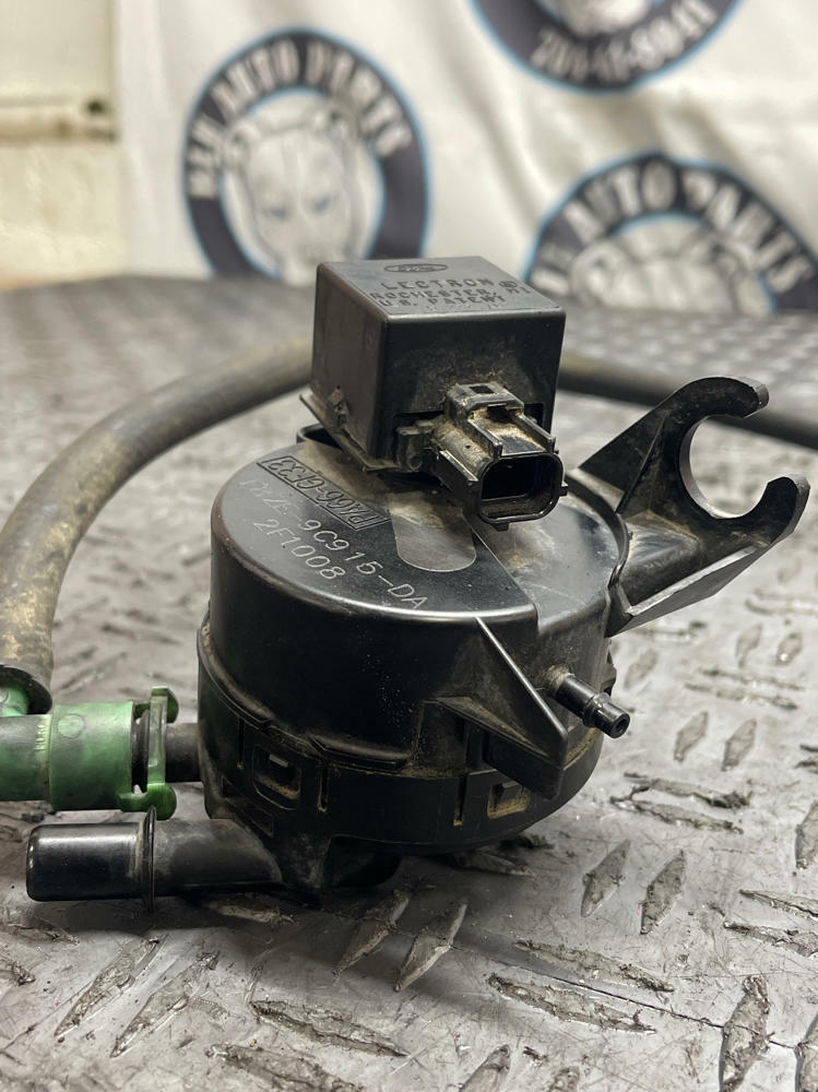 2003-04 Ford Mustang SVT Cobra Purge Control Valve- Missing a Few Lines 287