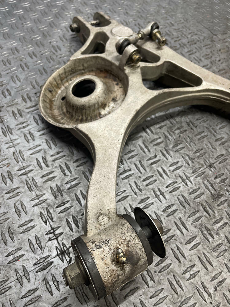 2003-04 Ford Mustang SVT Cobra Rear Pass. RH Lower Control Arm- for IRS 287