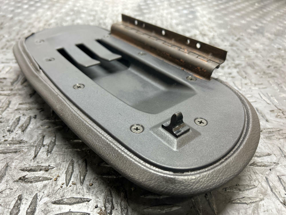 2003-04 Ford Mustang SVT Cobra Leather Center Console Lid- SEE DESC 287