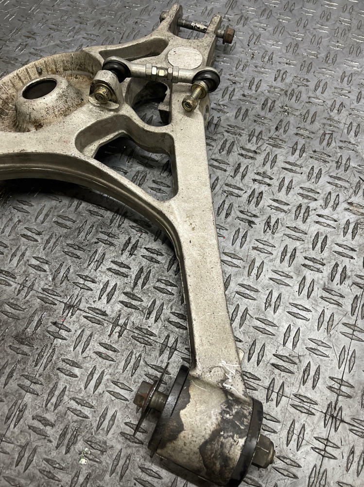 2003-04 Ford Mustang SVT Cobra Rear Pass. RH Lower Control Arm- for IRS 287