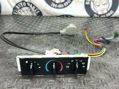 2003-04 Ford Mustang SVT Cobra HVAC Control Panel w/ Knobs 287