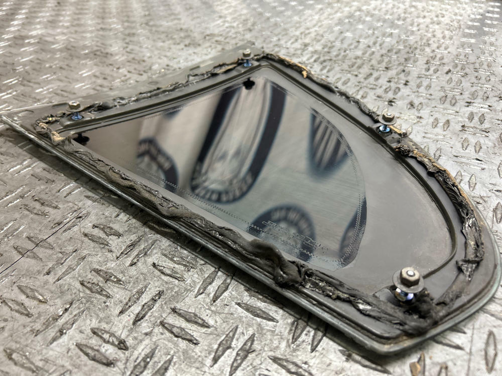 2003-04 Ford Mustang SVT Cobra OEM CarLite Qrtr. Glass Pair- FOR COUPE 287