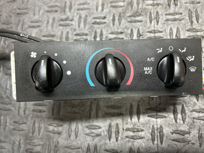 2003-04 Ford Mustang SVT Cobra HVAC Control Panel w/ Knobs 287