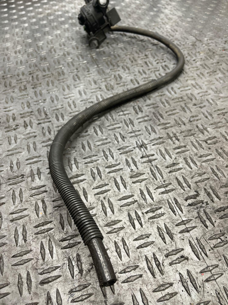 2003-04 Ford Mustang SVT Cobra Purge Control Valve- Missing a Few Lines 287