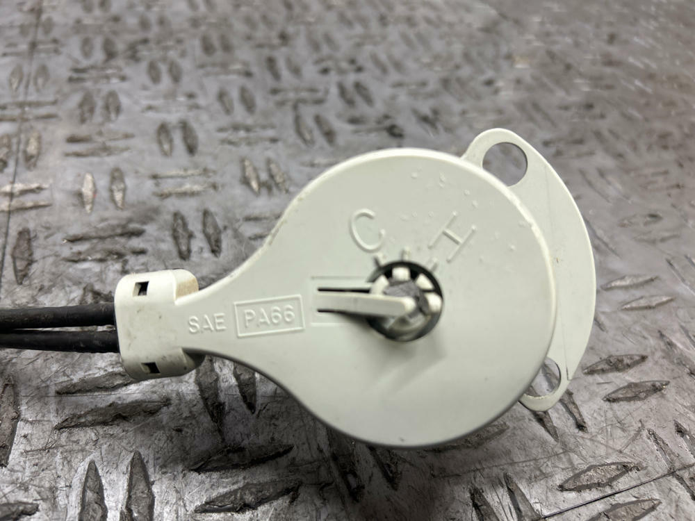 2003-04 Ford Mustang SVT Cobra HVAC Control Panel w/ Knobs 287