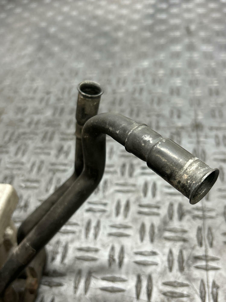 2003-04 Ford Mustang SVT Cobra A/C Compressor- NO MANIFOLD 287