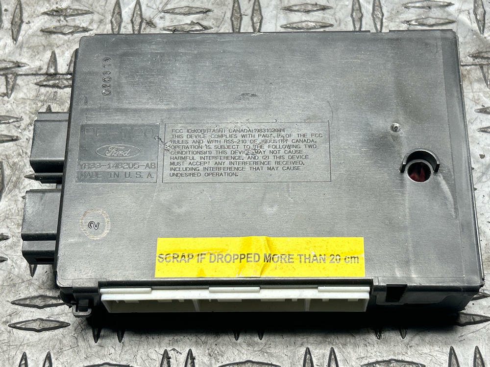 2003-2004 Ford Mustang SVT Cobra GEM Module 285
