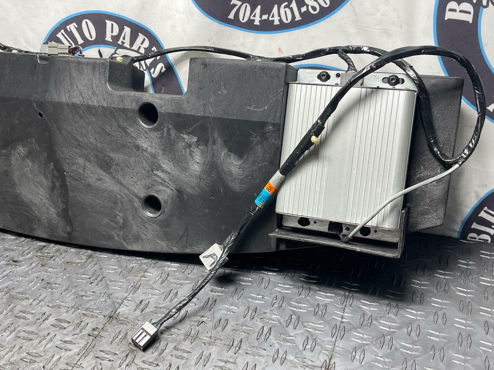 2003-04 Ford Mustang SVT Cobra Mach 460 Amp Rack & Amps 288