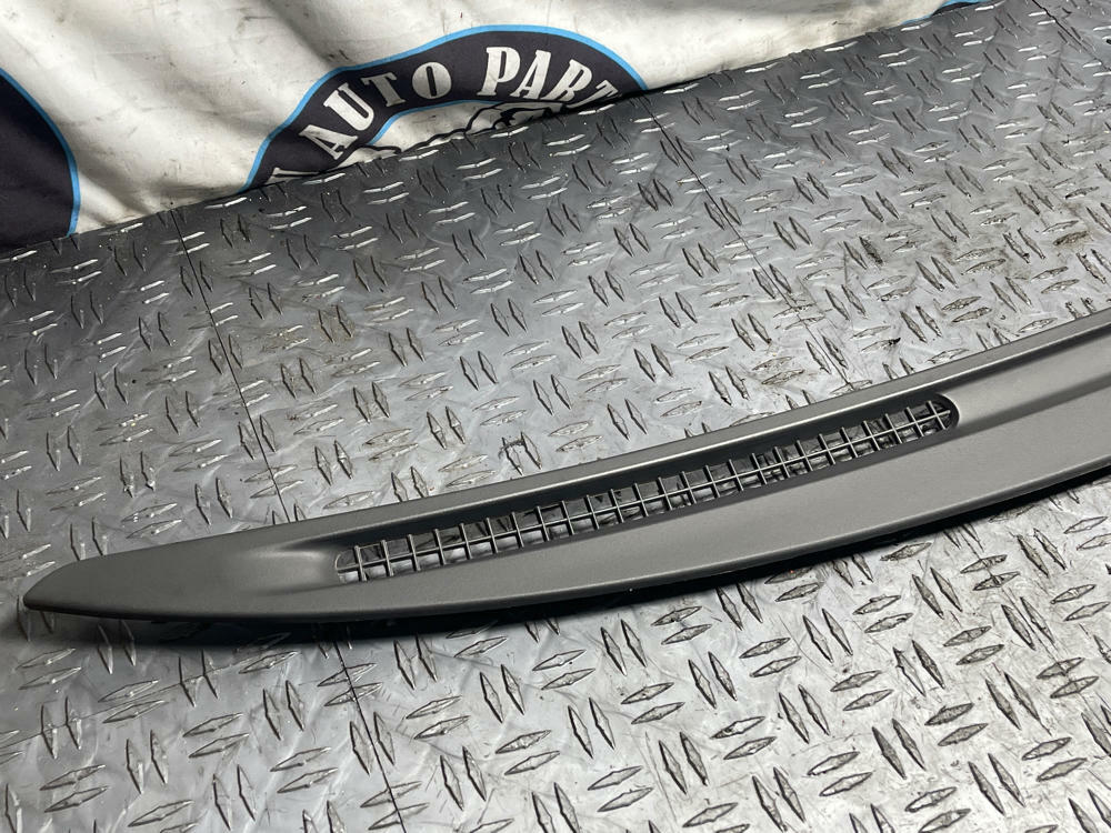 2003-04 Ford Mustang SVT Cobra Dash Desfroster Vent 288