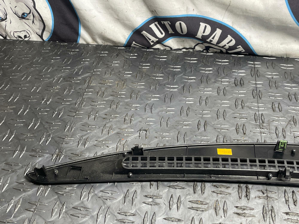 2003-04 Ford Mustang SVT Cobra Dash Desfroster Vent 288