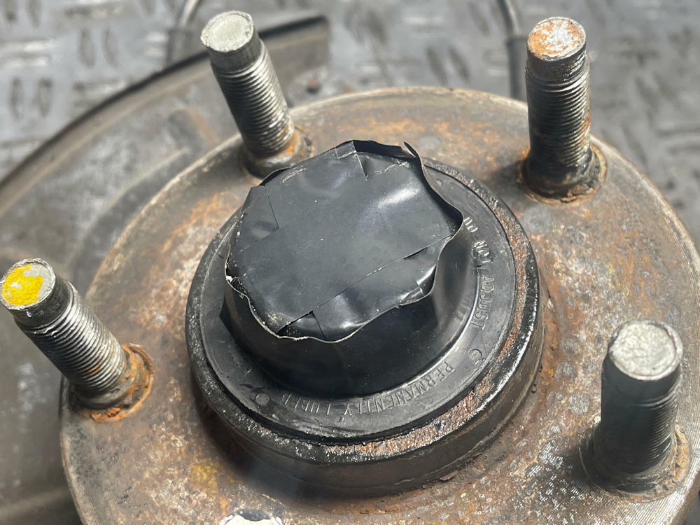 2003-04 Ford Mustang SVT Cobra Driver LH Spindle 288