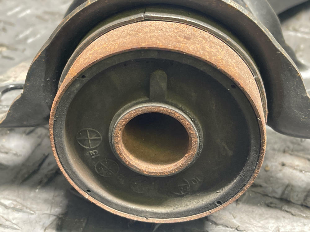 2011-14 Ford Mustang GT Front Pass. RH A-Arm 33k Miles 290