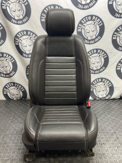 2011-14 Ford Mustang GT RH Passenger Leather Seat 33k Miles 290