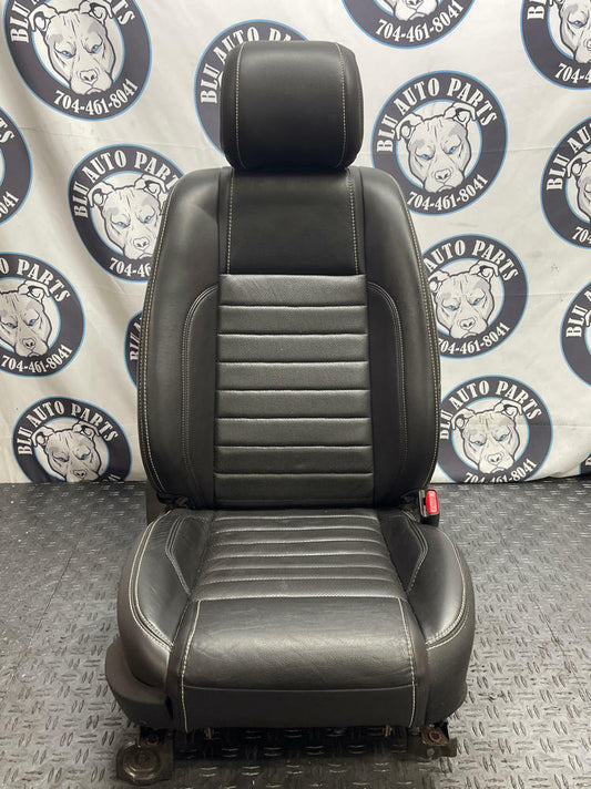 2011-14 Ford Mustang GT RH Passenger Leather Seat 33k Miles 290