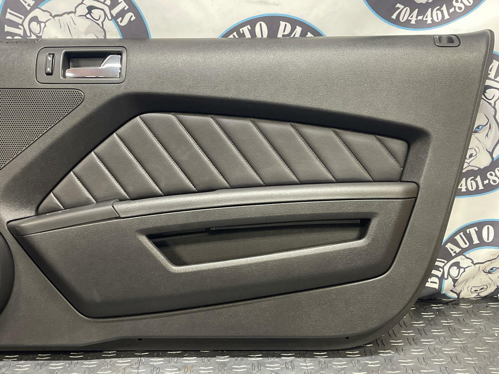 2011-14 Ford Mustang GT RH Passenger Premium Door Panel 33k Miles 290