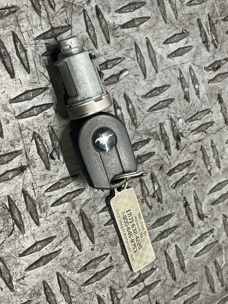 2011-14 Ford Mustang Ignition Cylinder & Key 290