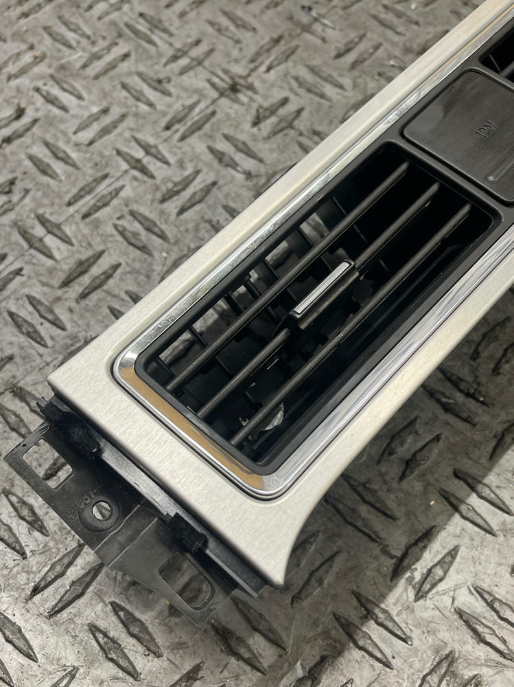2011-14 Ford Mustang OEM Center HVAC Duct & Trim (Dual Output Vent) 290