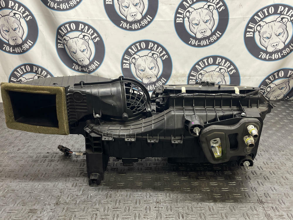 2011-14 Ford Mustang HVAC Heater Box Climate Control 290