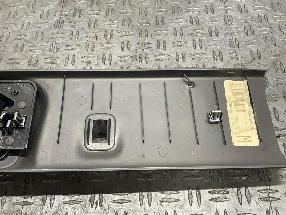 2011-14 Ford Mustang OEM Upper Windshield Trim Panel Dome Light & Harness 290