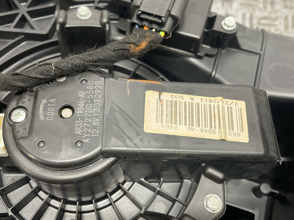 2011-14 Ford Mustang HVAC Heater Box Climate Control 290