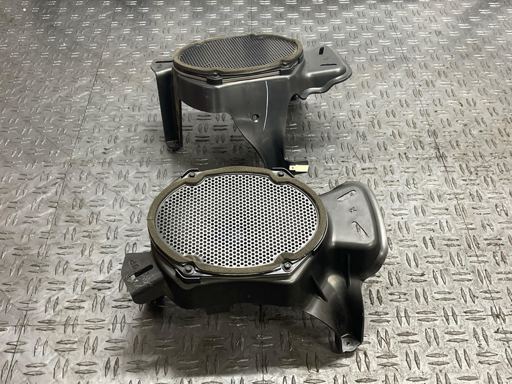 2011-14 Ford Mustang Rear Speakers & Housing 290