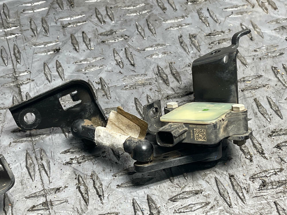 2018-23 Ford Mustang Mach One Magneride Rear Accuators Pair 291