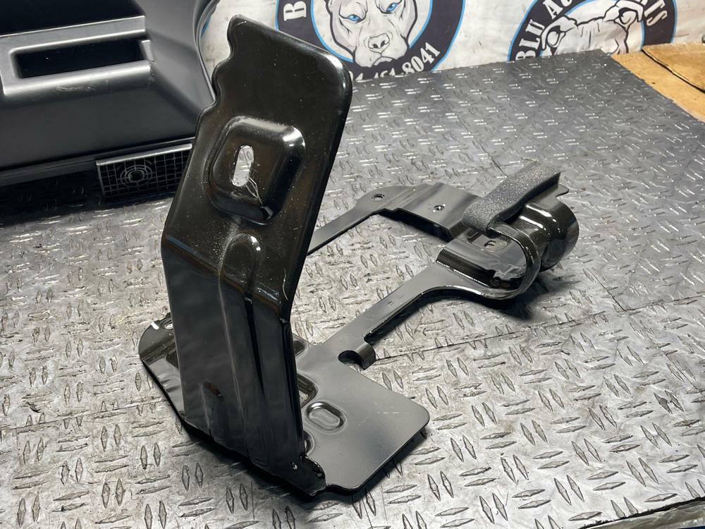 2018-23 Ford Mustang Mach One OEM Subwoofer w/ Bracket 291