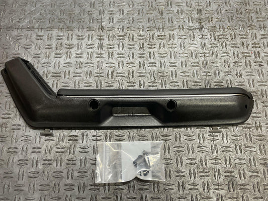 1987-93 Ford Mustang Black RH Passenger Arm Rest 117k Miles 289