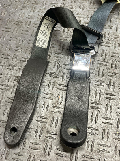 1987-93 Ford Mustang Front Passenger RH Seat Belt 117k Miles 289