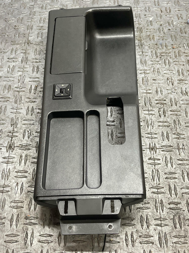 1987-93 Ford Mustang Black Center Console Ash Tray 117k Miles 289