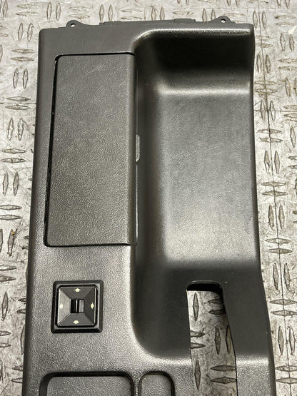 1987-93 Ford Mustang Black Center Console Ash Tray 117k Miles 289