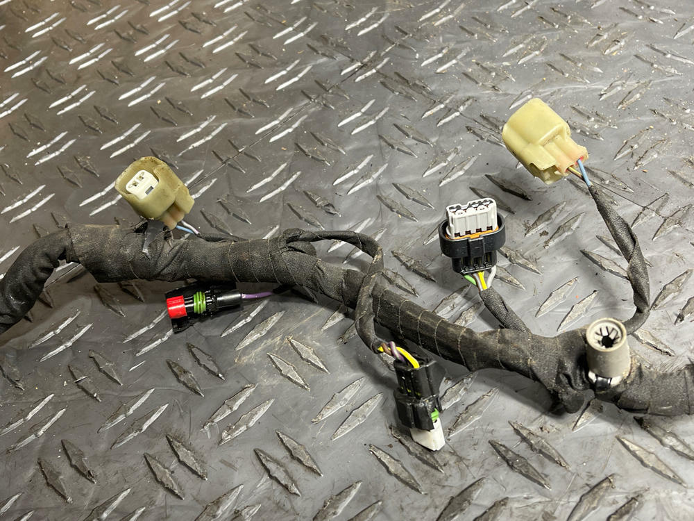 2018-23 Ford Mustang Mach One Fuel Injector Harness- DAMAGED 291