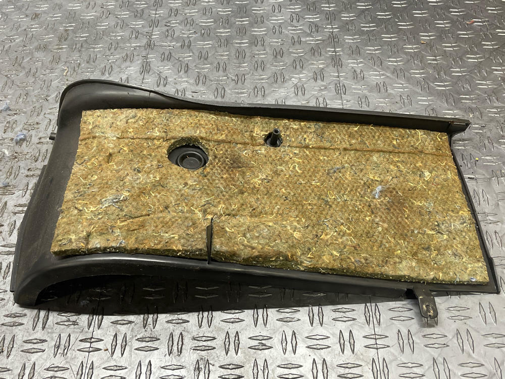 1987-93 Ford Mustang Hatchback Rear Trunk Trim Set  117k Miles 289
