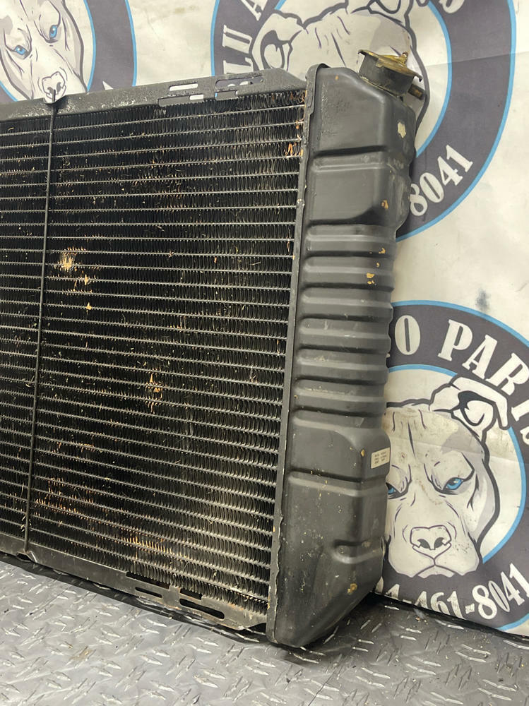 1987-93 Ford Mustang Radiator Assembly 117k Miles 289