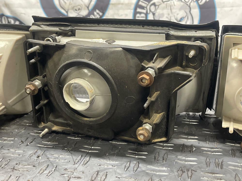 1987-93 Ford Mustang Aftermarket Headlights (5 Pieces, 1 Missing) 117k Miles 289