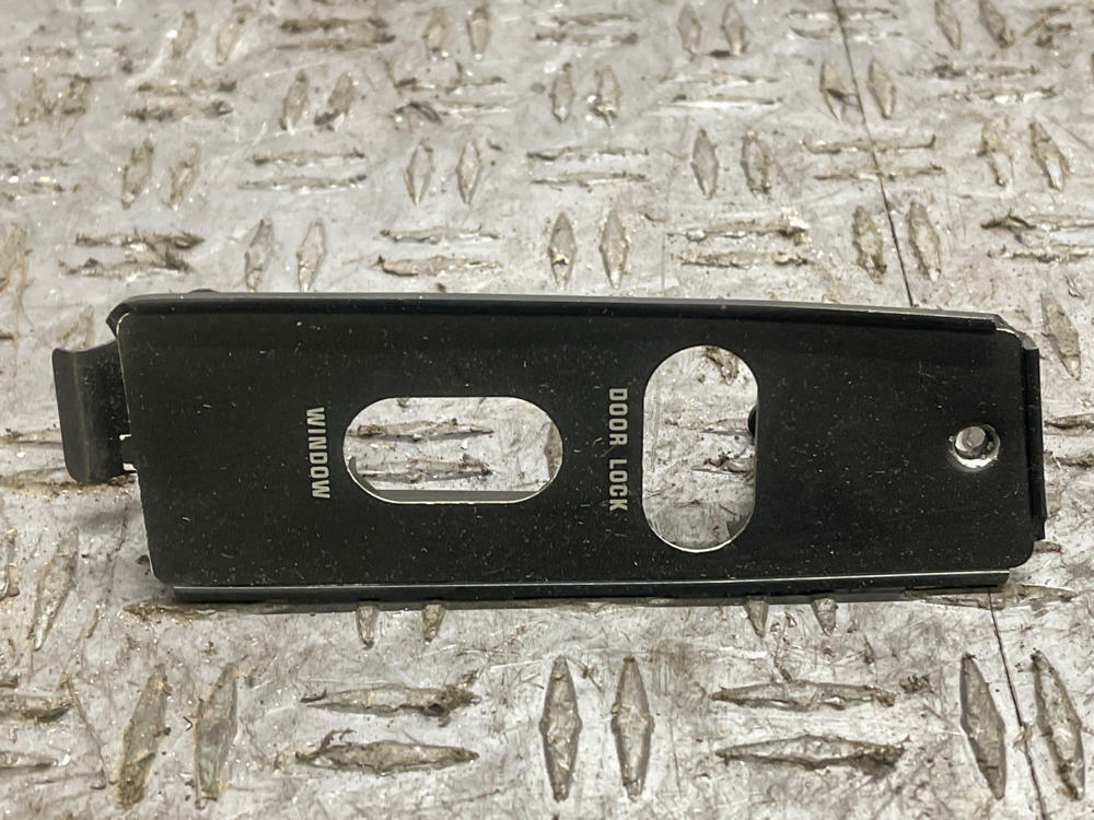 1987-93 Ford Mustang OEM Window Switch Bezels 289
