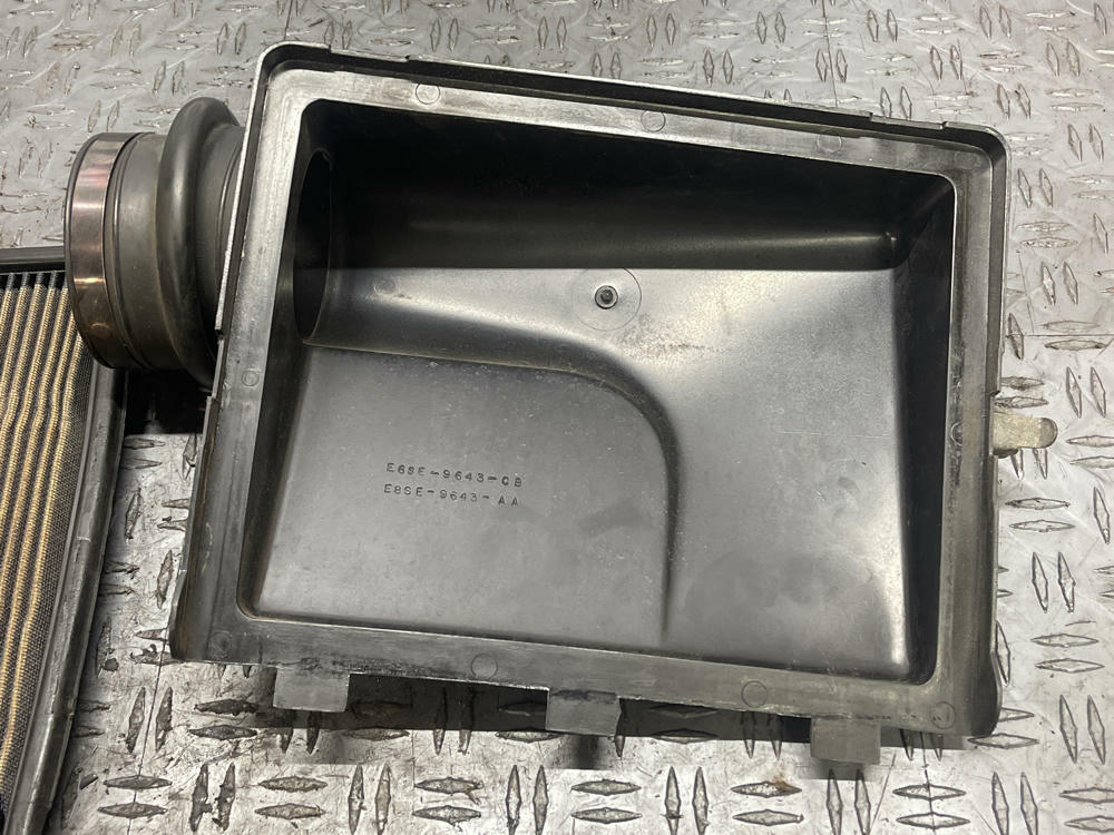1987-93 Ford Mustang Air Intake Assembly w/ Airbox 117k Miles 289