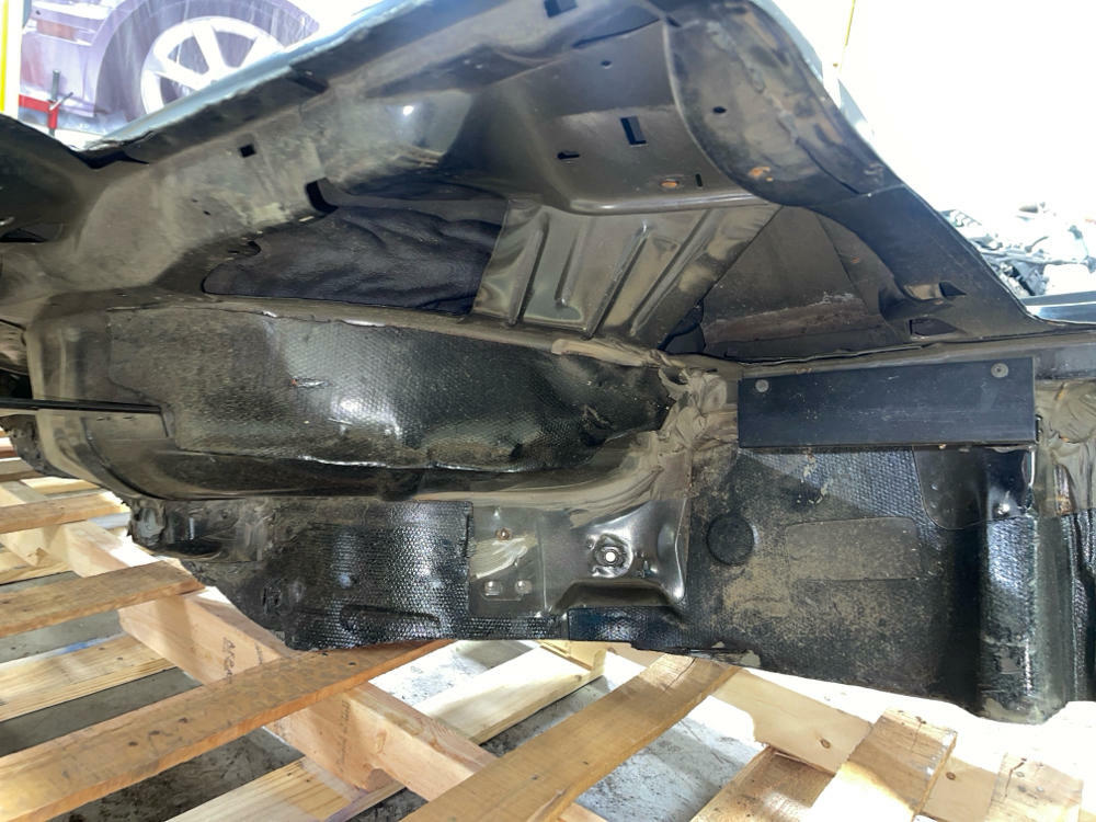 1987-93 Ford Mustang Hatchback Quarter Panel 117k Miles 289
