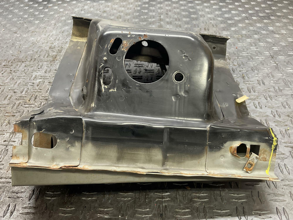 1987-93 Ford Mustang Passenger Front RH Strut Tower Panel- Cut Section 289