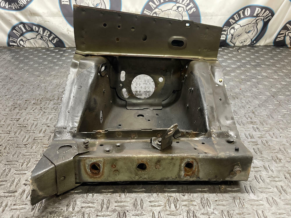 1987-93 Ford Mustang Passenger Front RH Strut Tower Panel- Cut Section 289