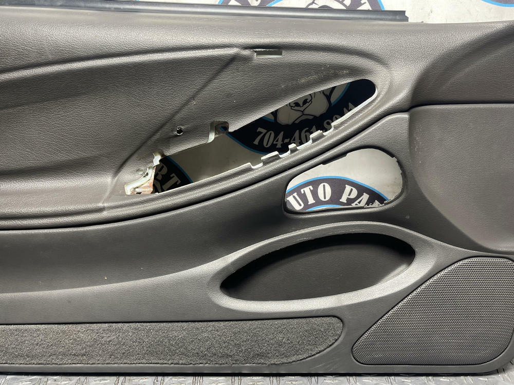 2003-04 Ford Mustang Mach One Door Panels 19k Miles 296