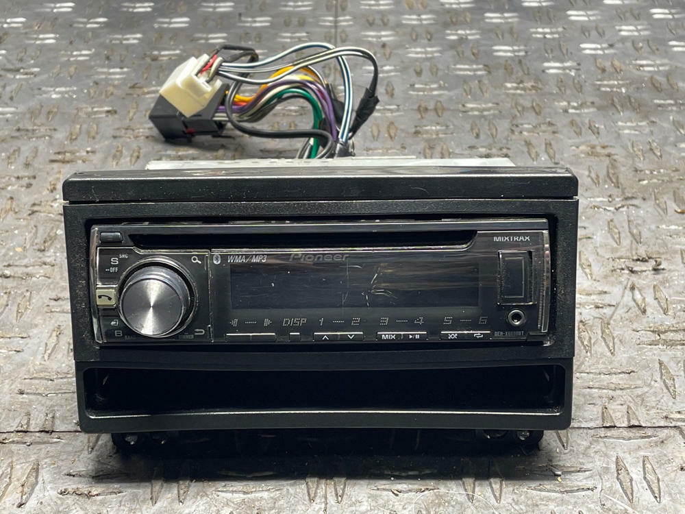 Pioneer DEH-X6600BT Radio 293