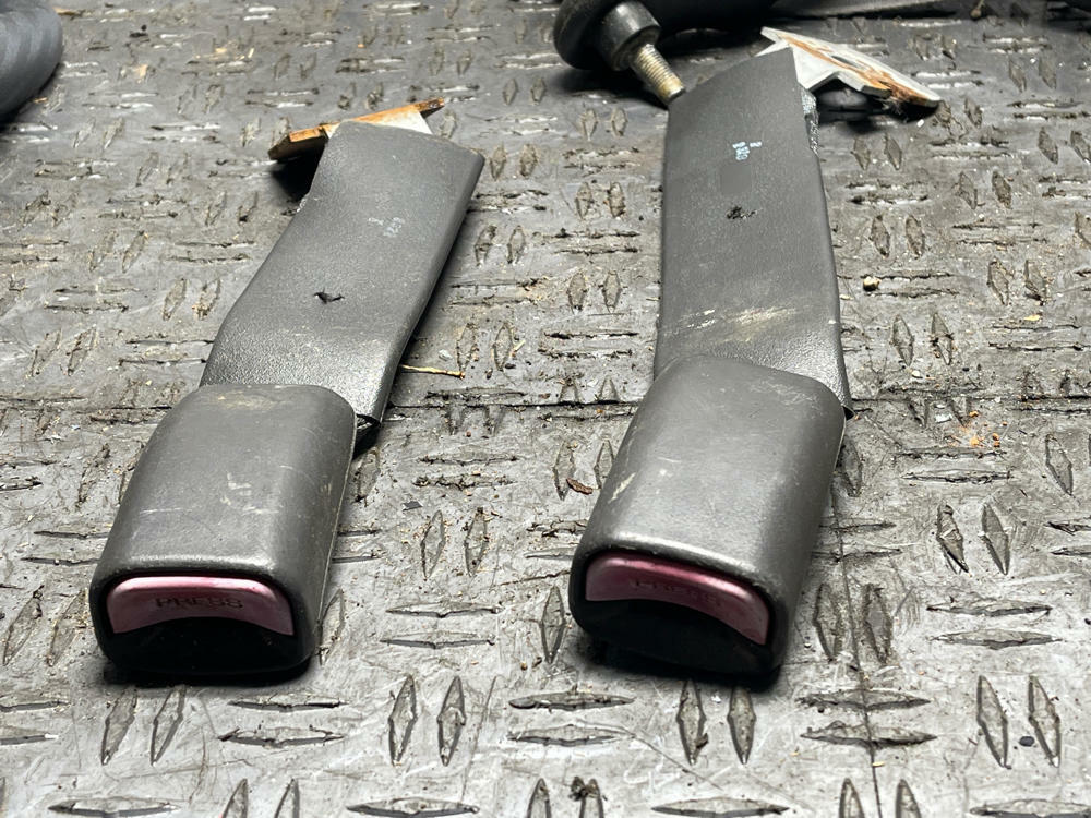1999-04 Ford Mustang Roush GT Complete Coupe Seat Belt Lot- SEE DESC 293