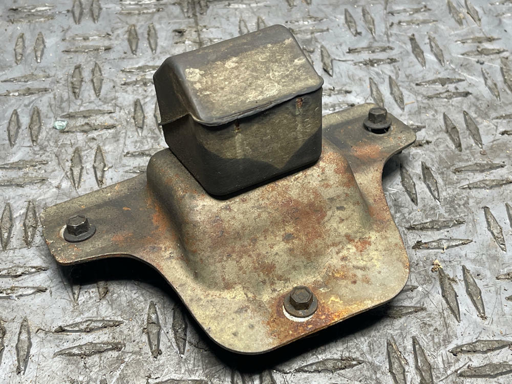1999-04 Ford Mustang Roush GT Rear Axle Bump Stop- for 8.8 SRA 293