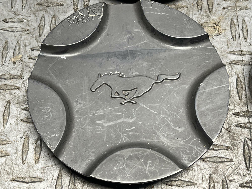 1999-04 Ford Mustang Roush GT OEM Center Cap Set- for StarFish Wheels 293