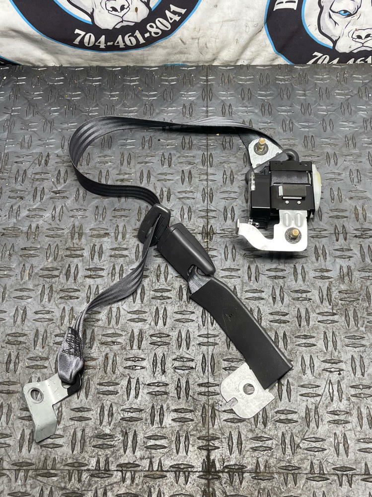 2003-04 Ford Mustang Mach One Driver Rear LH Belt- FOR COUPE 19k Miles 296