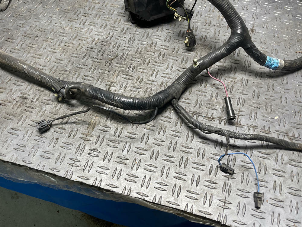 2003-04 Ford Mustang Mach One Engine Bay Distribution Harness- PARTS ONLY 296